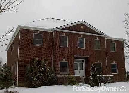 Winter Photo 2-2011 : Gorgeous in snow too...