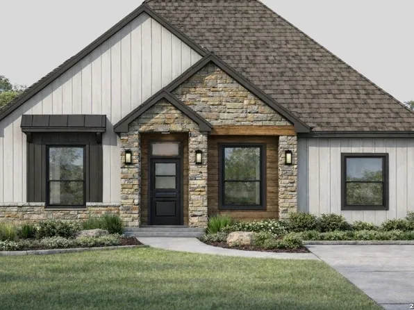 2223 Rio Sabinas Dr., Eagle Pass, TX 78852