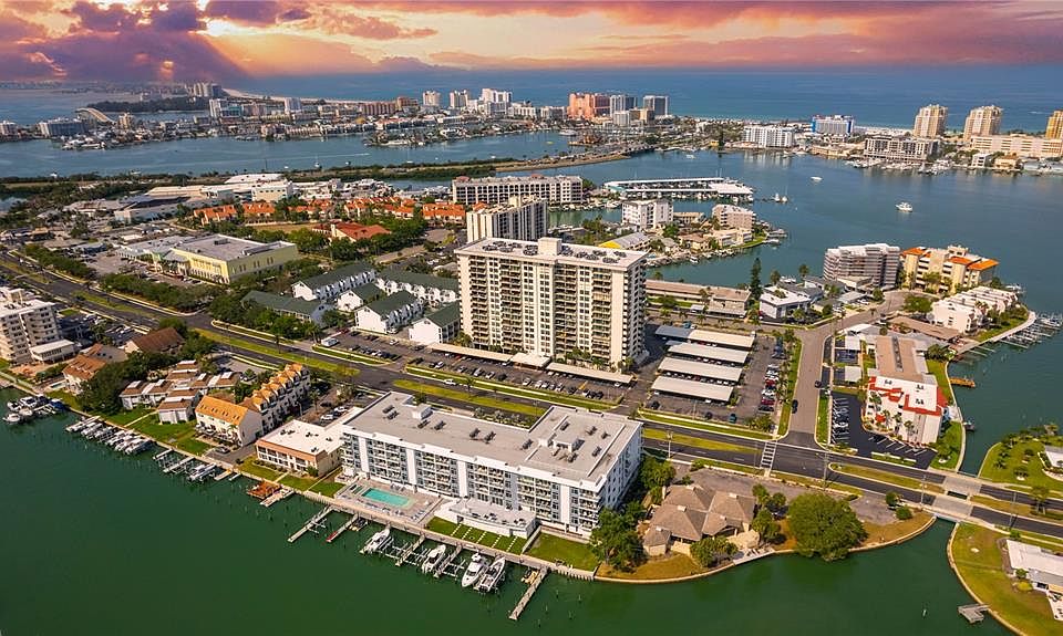 1st image of 400 Island Way APT 212