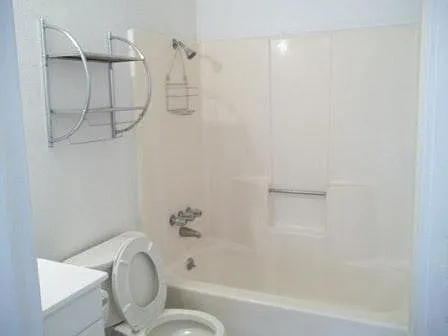 12121 Menaul Blvd NE — Photo 13