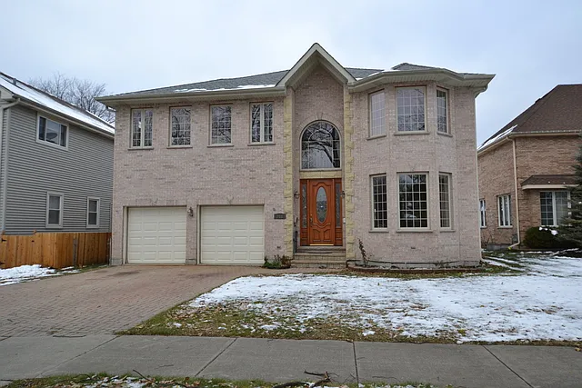 918 Rose Ave photo 1