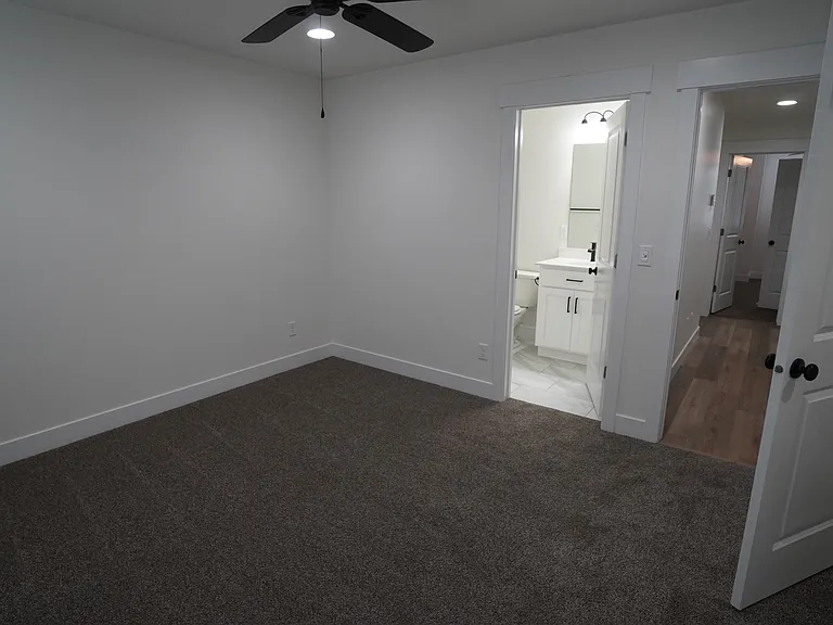 1582 S 150 W — Photo 24
