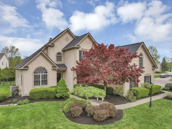 6580 Dalmore Ln, Dublin, OH 43016