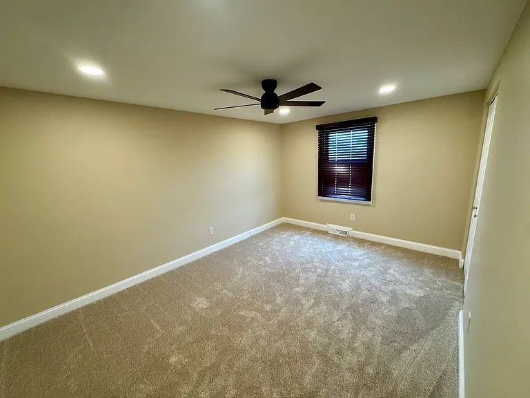 93 Melrose Rd — Photo 5