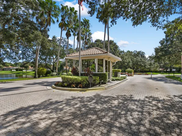 424 Kelsey Park Drive, Palm Beach Gardens, FL 33410