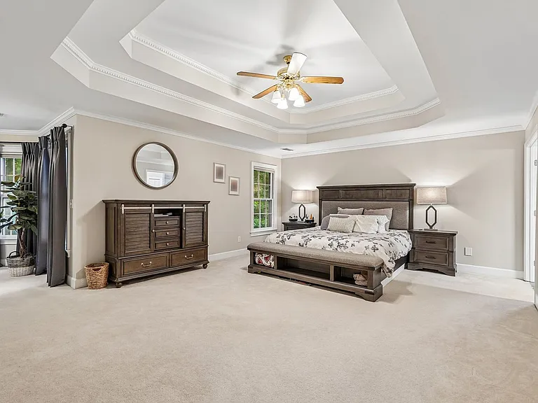3302 Greencastle Chase NE — Photo 3