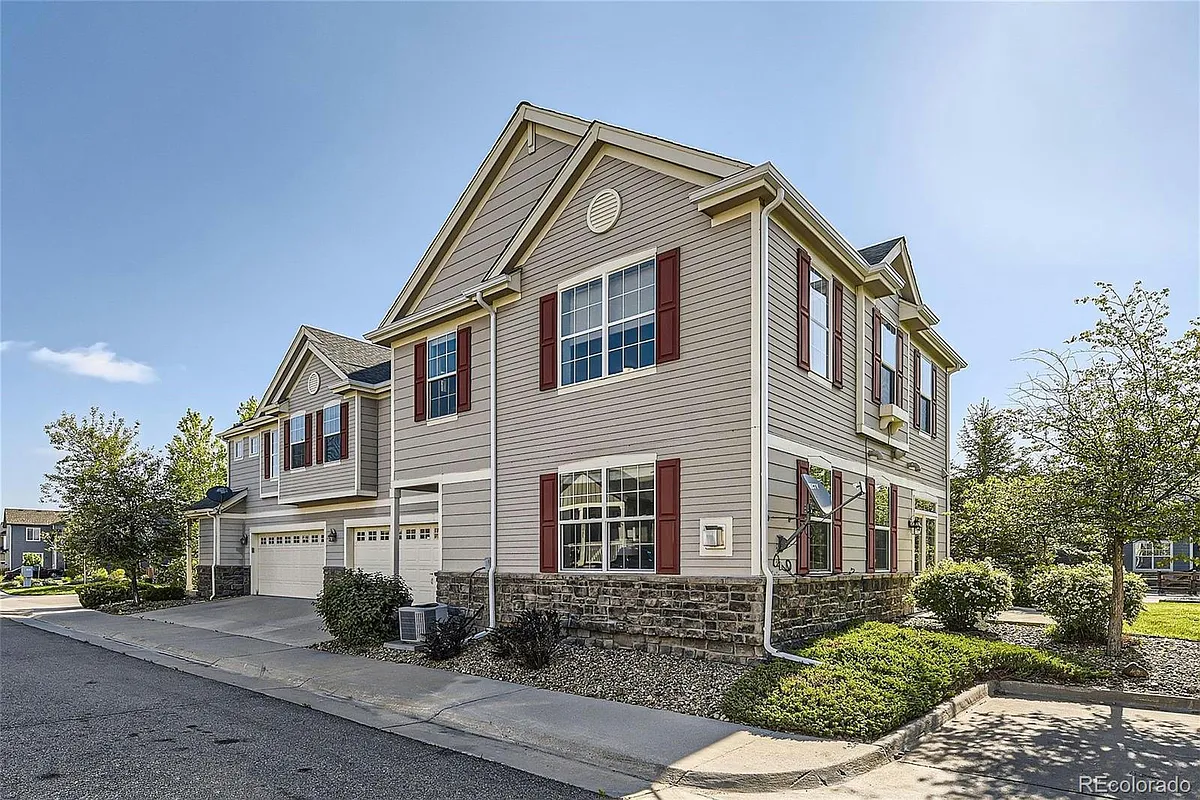 Building Photo - 17006 E Cedar Gulch Dr #F