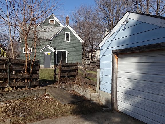 3rd image of 3426 Bryant Ave N