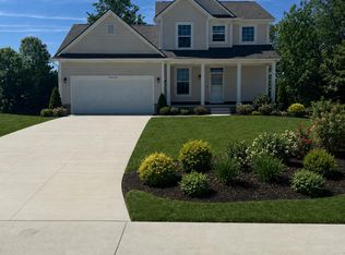 26350 Pine Gate Dr #10, Chesterfield, MI 48051