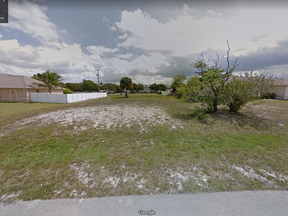1st image of 4613 SW 9th Ave