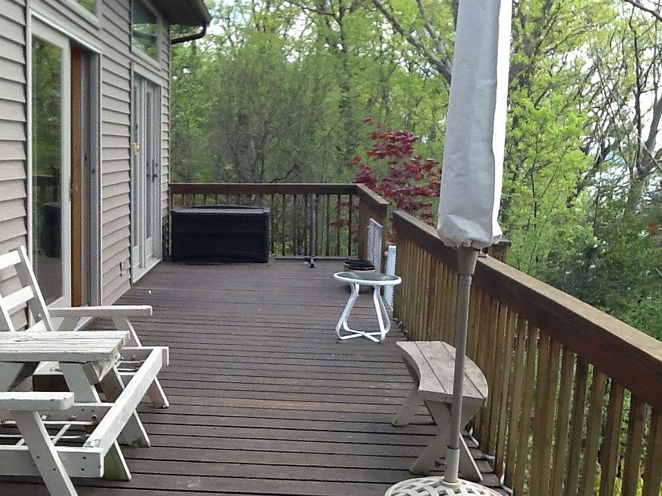 2nd image of 2543 E Lake Rd