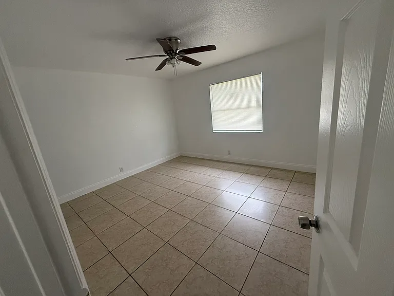 1420 Barton Rd #1420W — Photo 3