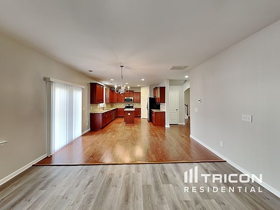 3rd image of 9024 Griers Pasture Dr