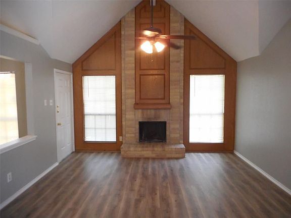 4th image of 20407 Blue Juniper Dr