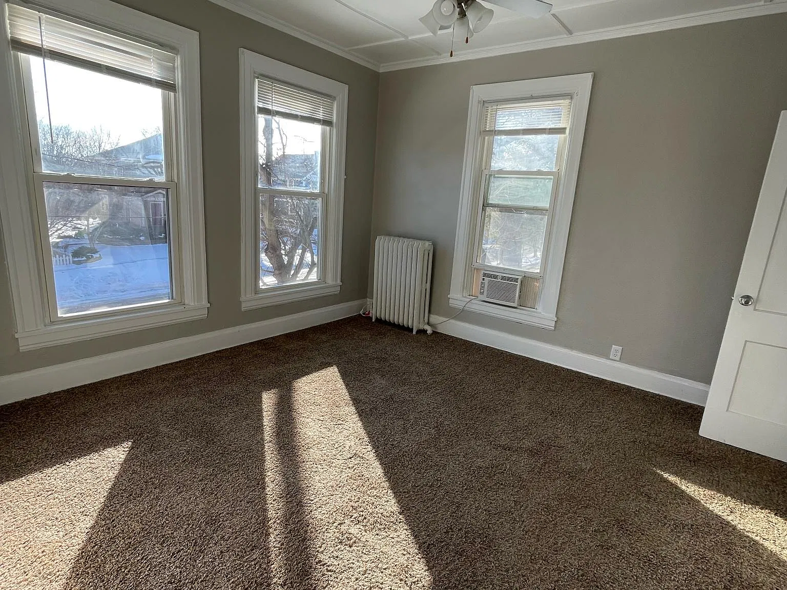 1 bed, 734 sqft, $895 — Photo 4