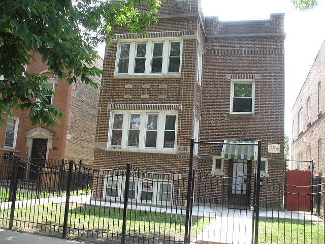 1st image of 4141 W Barry Ave