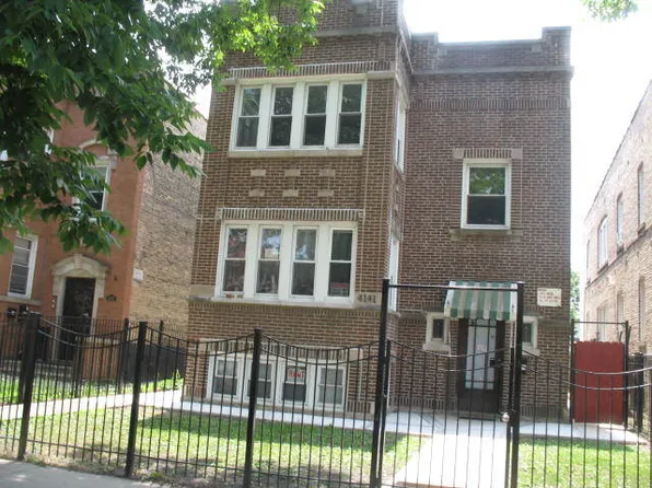 4141 W Barry Ave, Chicago, IL 60641