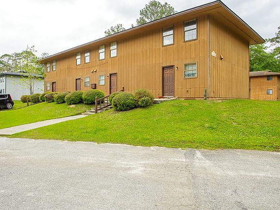 3rd image of 1199 Jo Ree Street McArther Dr