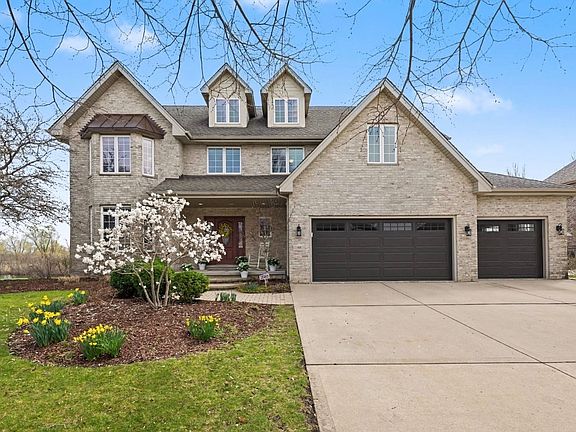 2nd image of 608 Rookery Ln