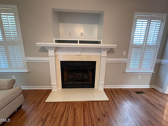 4th image of 34 Cashew Ln