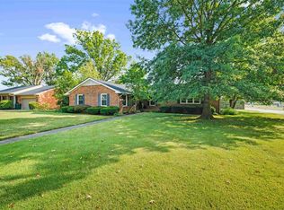 1122 Halifax Dr, Owensboro, KY 42301