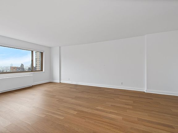3rd image of 211 E 70th St APT 26E
