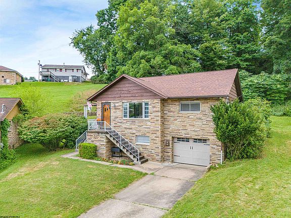2nd image of 1136 Village Way