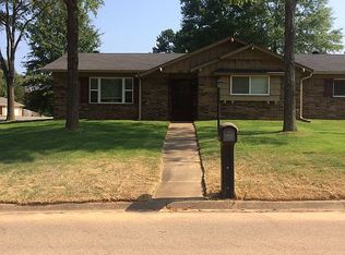 1106 W 18th Ter, Russellville, AR 72801