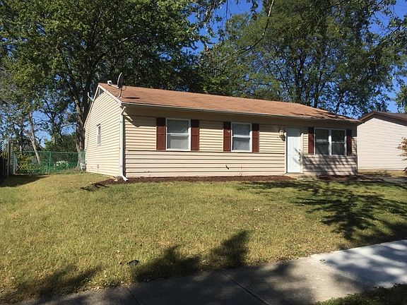 5th image of 165 Galewood Dr
