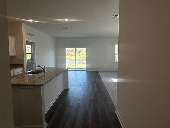 3rd image of 64 ORIOLE Road