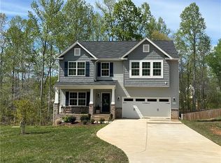 6572 Rogers Farm Rd, Pleasant Garden, NC 27313