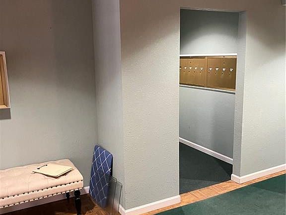 5th image of 4710 Glendale Ave APT 101
