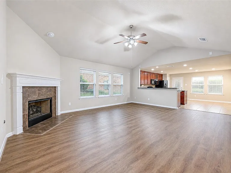 16702 Grovetrail Ln — Photo 16