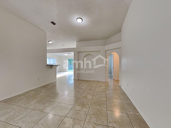 4th image of 2947 Elbib Dr