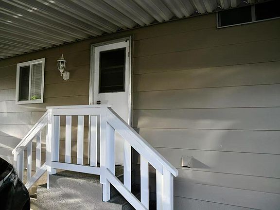 3rd image of 1225 Vienna Dr #132