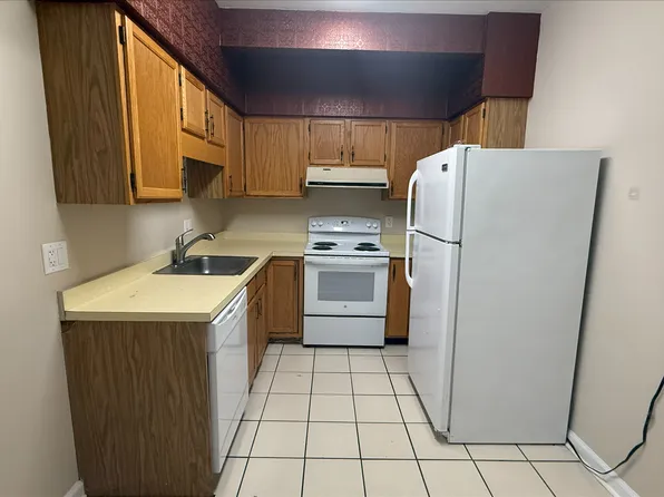 274 Alexander St APT A2, Rochester, NY 14607