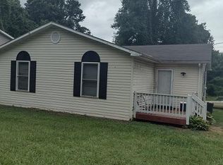 408 Overland Ave, Martinsville, VA 24112