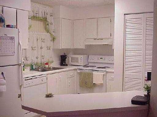 4th image of 6195 NW 186th St APT 310