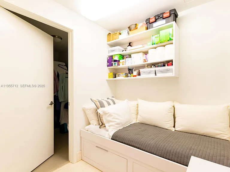 360 Ocean Dr #606S — Photo 32
