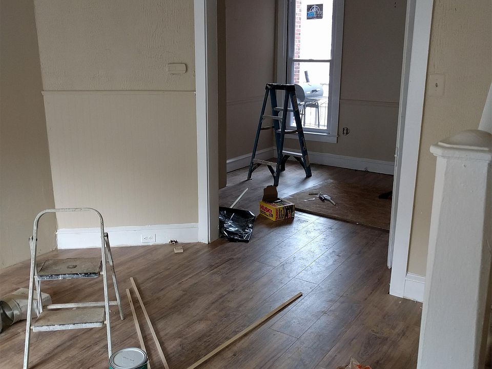 2nd image of 917 Anchor St