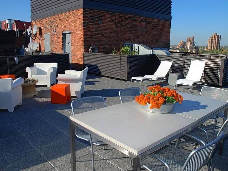 250 Park Ave #213 — Photo 14