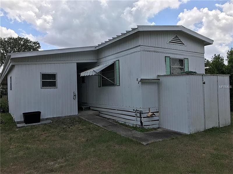 2nd image of 2608 Houston Pl