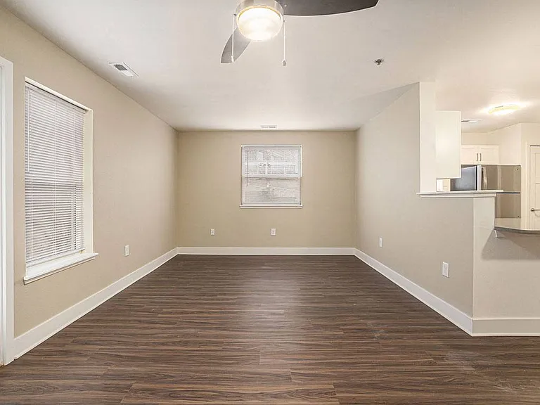Stoney Pointe Apartment Homes — Photo 16