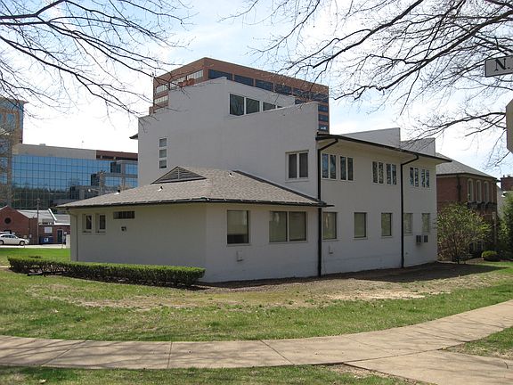 2nd image of 8106 Westmoreland Ave