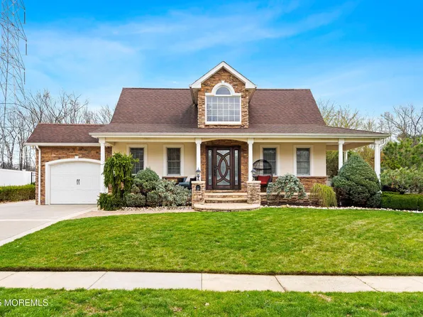 21 Drexel Drive, Jackson, NJ 08527