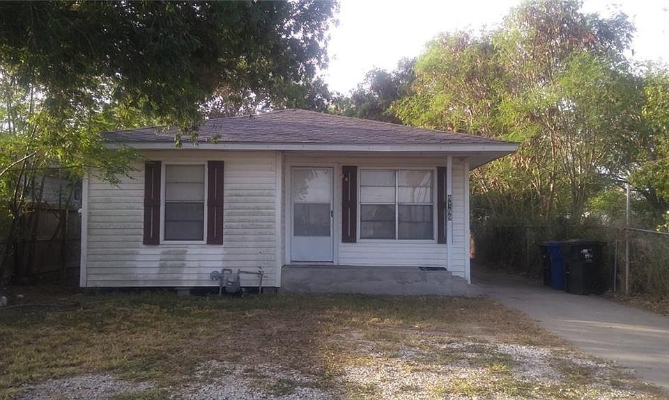 1st image of 8189 Stillwell Ln