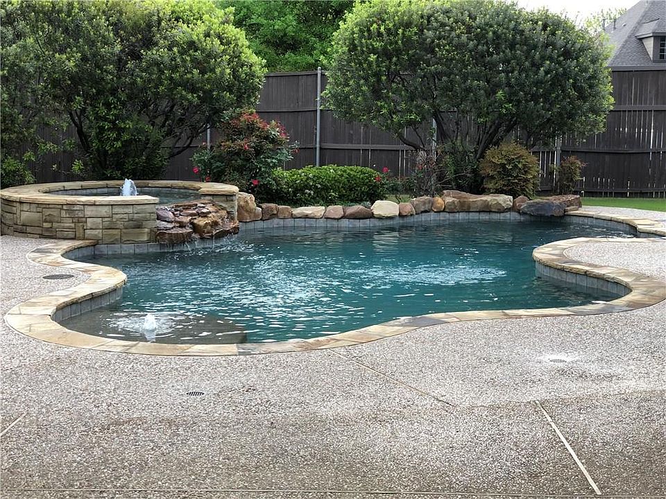 1st image of 7982 Wood Ct