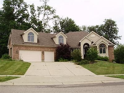 1st image of 3877 Beacon Woods