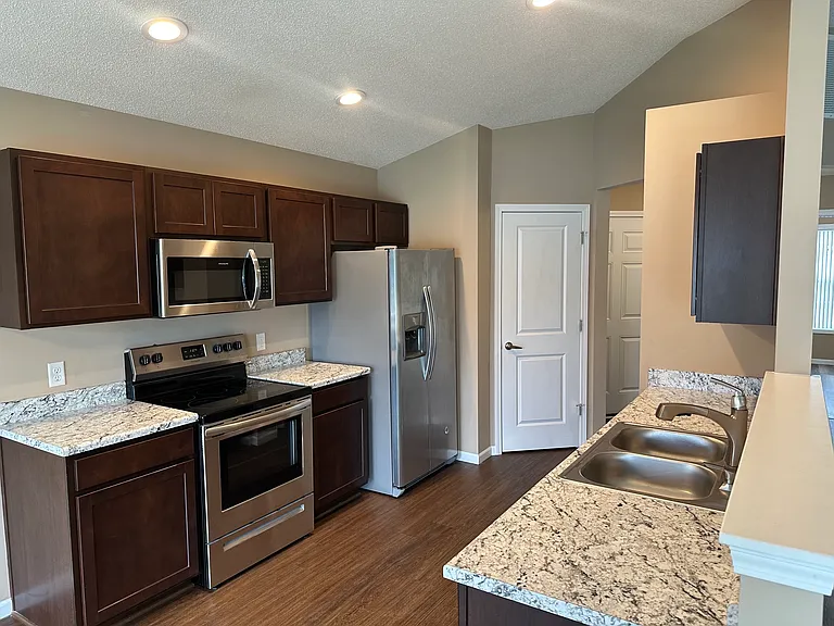 7671 Lila Way — Photo 4