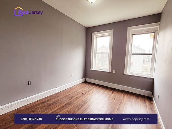 5th image of 109 Wilkinson Ave #2
